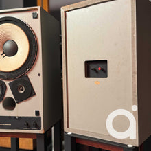 Load image into Gallery viewer, JBL 4311B Monitor Reference 1977 Vintage Speaker