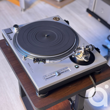 Load image into Gallery viewer, Technics SL-1200MK2 Direct-Drive Turntable

