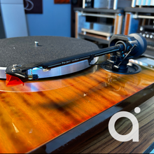 Load image into Gallery viewer, Pro-Ject 1 Xpression Carbon Classic UKX (Bare Unit no Cartridge)
