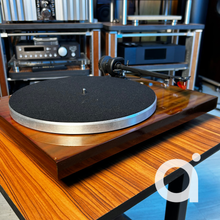 Load image into Gallery viewer, Pro-Ject 1 Xpression Carbon Classic UKX (Bare Unit no Cartridge)
