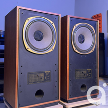 Load image into Gallery viewer, Tannoy Arundel 2-Way Floorstanding Loudspeaker
