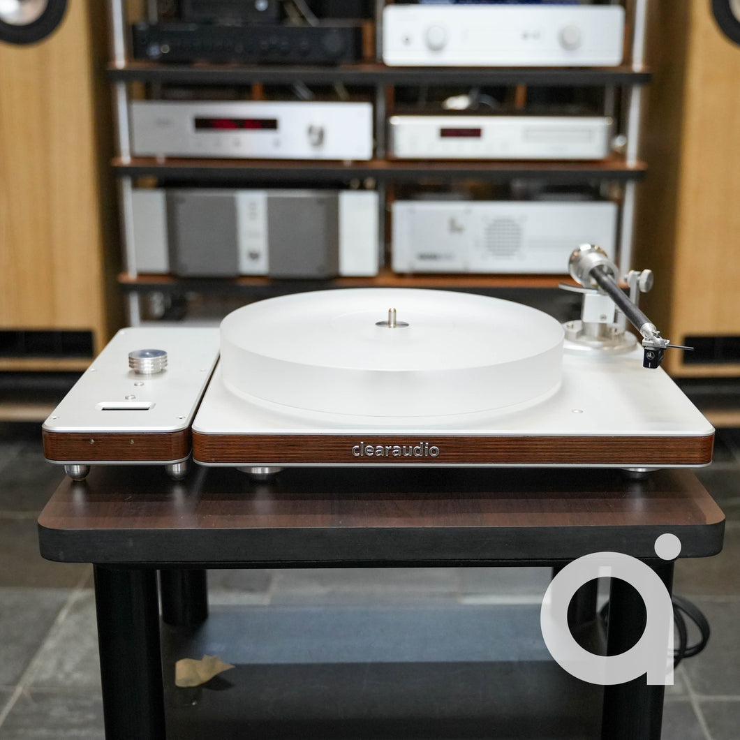 Clearaudio Ambient w/ Satisfy Ebony Arm