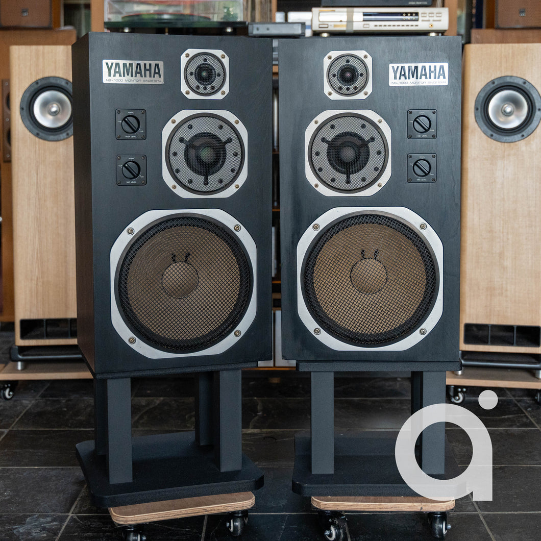 Yamaha NS-1000 Monitor (with stand)