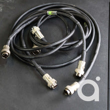 Load image into Gallery viewer, Naim Audio NAC 152 XS + NAP 155 XS + Flatcap XS + Speaker Cables w/ QED Head
