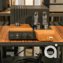 Load image into Gallery viewer, Unison Research Simply 2 Integrated Tube Amplifier

