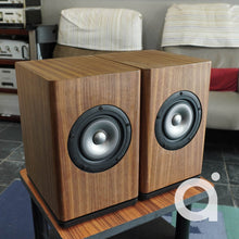 Load image into Gallery viewer, AIME 11 Standmount Speakers
