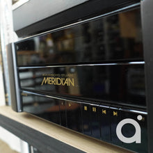 Load image into Gallery viewer, Meridian 800 DVD/CD Player
