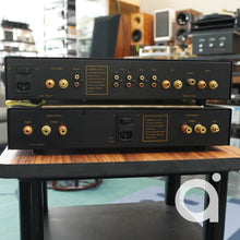 Load image into Gallery viewer, HOLFI Pre NB2 (Pre Amplifier) &amp; Power NB3 (Amplifier)
