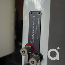 Load image into Gallery viewer, Sonus Faber Venere 1.5 with Stands
