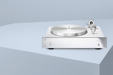 Load image into Gallery viewer, Burmester 217 Turntable
