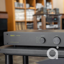 Load image into Gallery viewer, Holfi Integra Non Feedback Amplifier (Black Faceplate)
