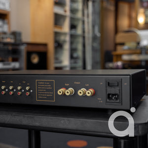 Holfi Integra Non Feedback Amplifier (Black Faceplate)
