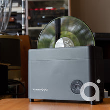 Load image into Gallery viewer, HumminGuru Ultrasonic Vinyl Record Cleaner
