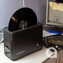 Load image into Gallery viewer, HumminGuru Ultrasonic Vinyl Record Cleaner
