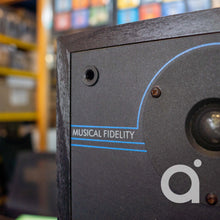 Load image into Gallery viewer, Musical Fidelity MC-4
